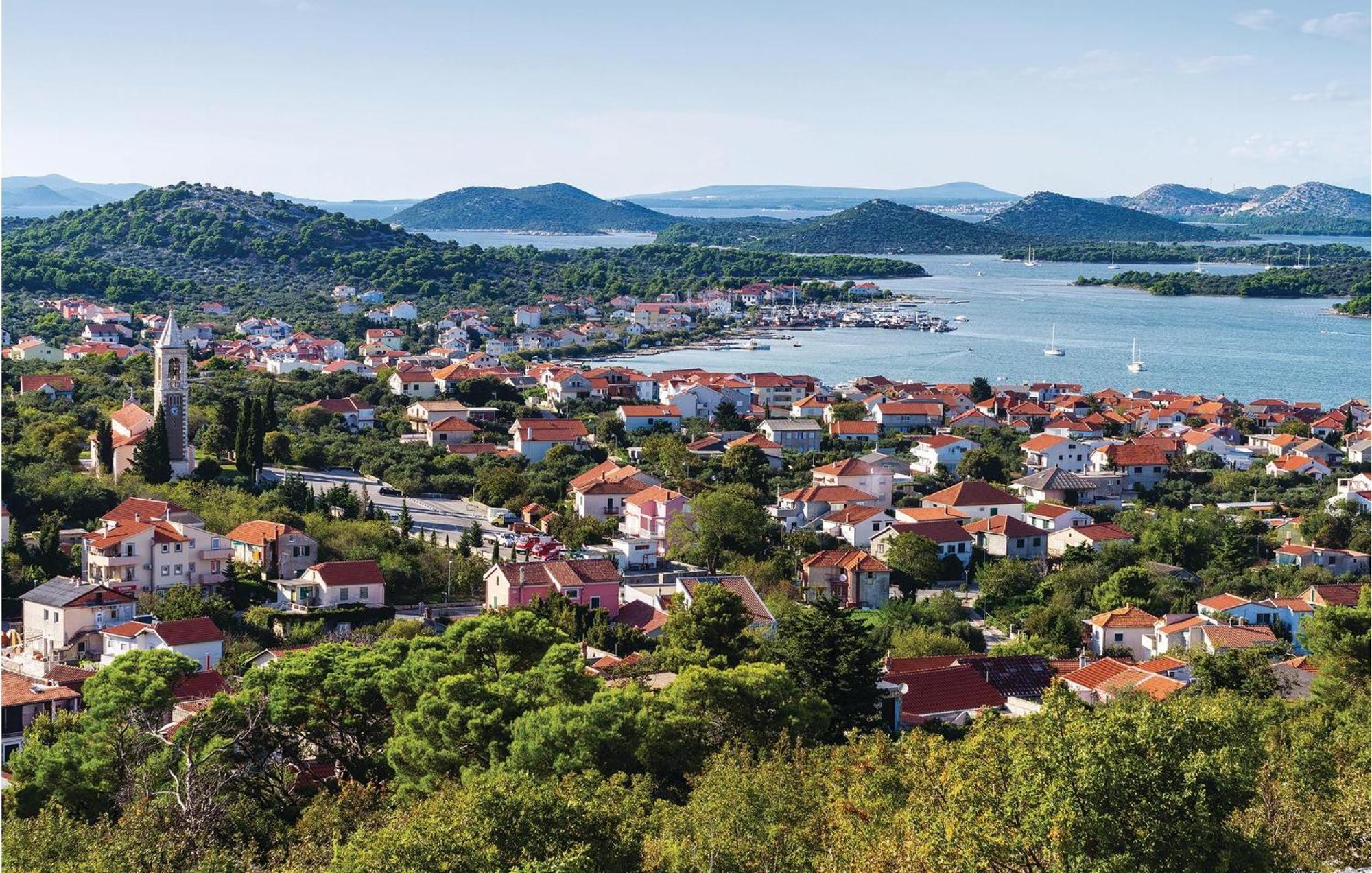 Nice Home In Jezera With Wifi Экстерьер фото